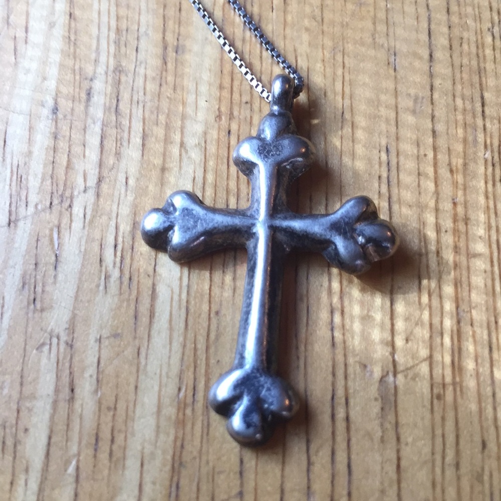 V! Vintage STERLING SILVER CROSS PENDANT HEAVY